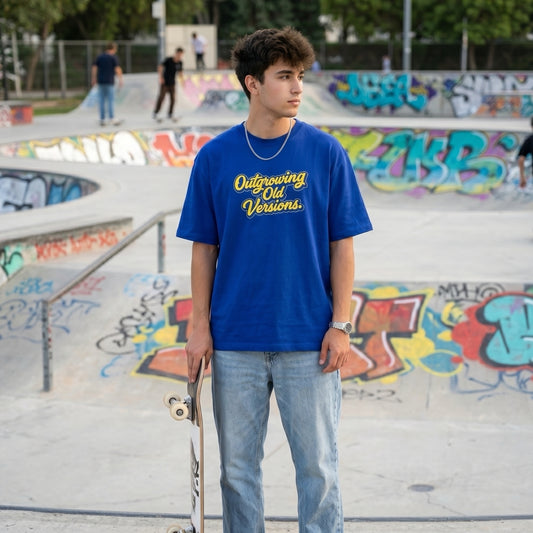 Outgrowing - Unisex Oversized T-shirt